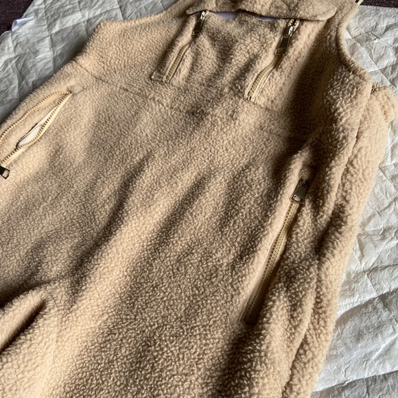 Jumpsuit ( brand new ) - Picture 2 of 10